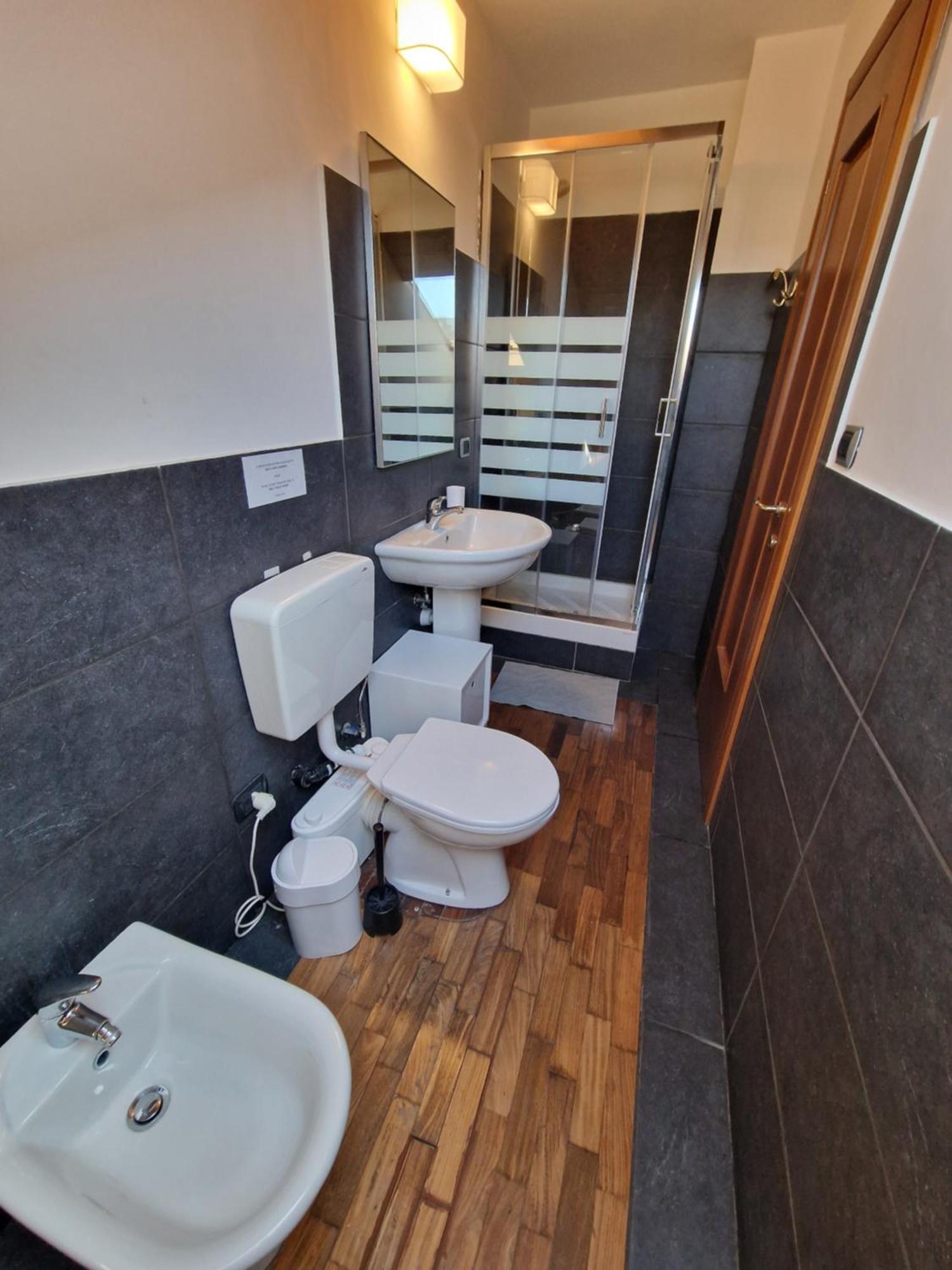 Casa Van Nuf Турин Экстерьер фото